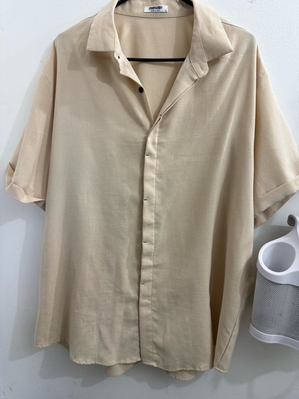 Men’s Light Beige Short-Sleeve Button-Down Shirt